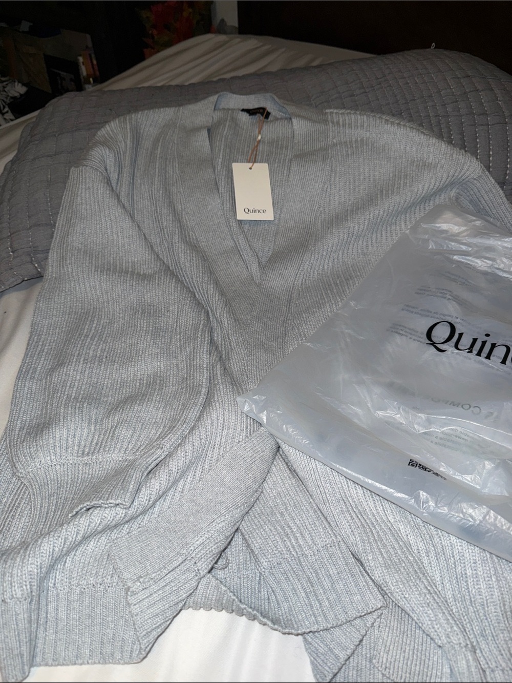 Quince Women's Light Gray Ribbed V-Neck Cardigan Sweater